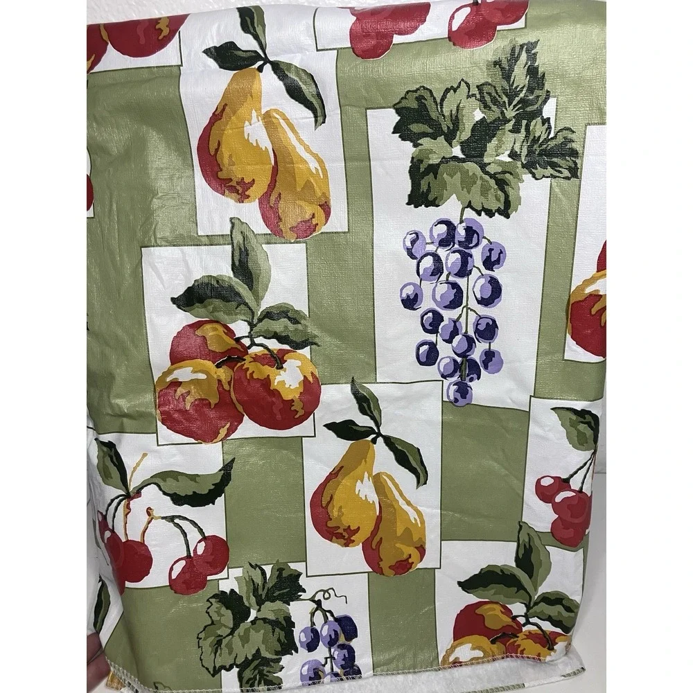 Vintage Vinyl Flannel Back Kitchen Tablecloth 52